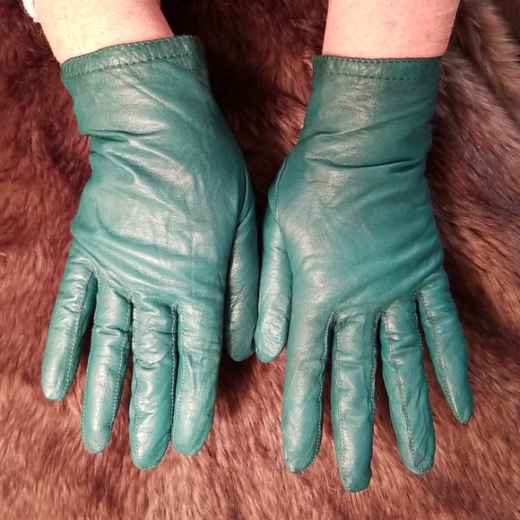 Vtg. leather gloves - Picture 3 of 6